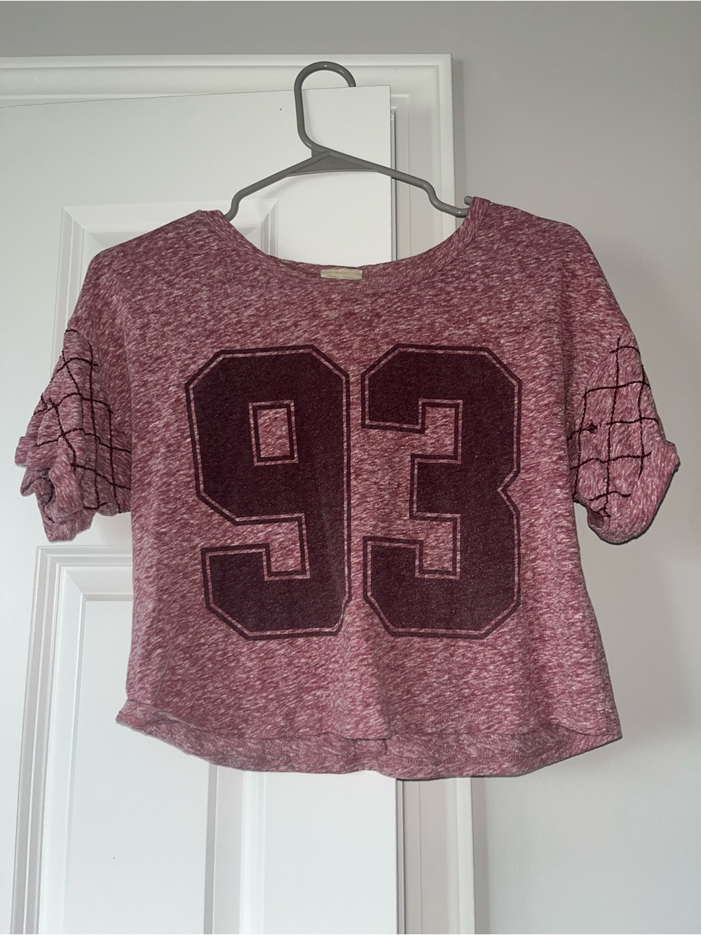Daytrip Maroon Graphic '93 Crop Tee